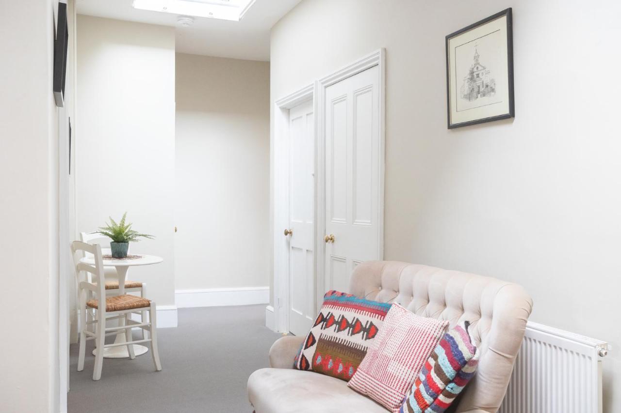 Spacious 3Br Victorian Cheltenham Loft Flat In Cotswolds - Free Parking Lejlighed Eksteriør billede